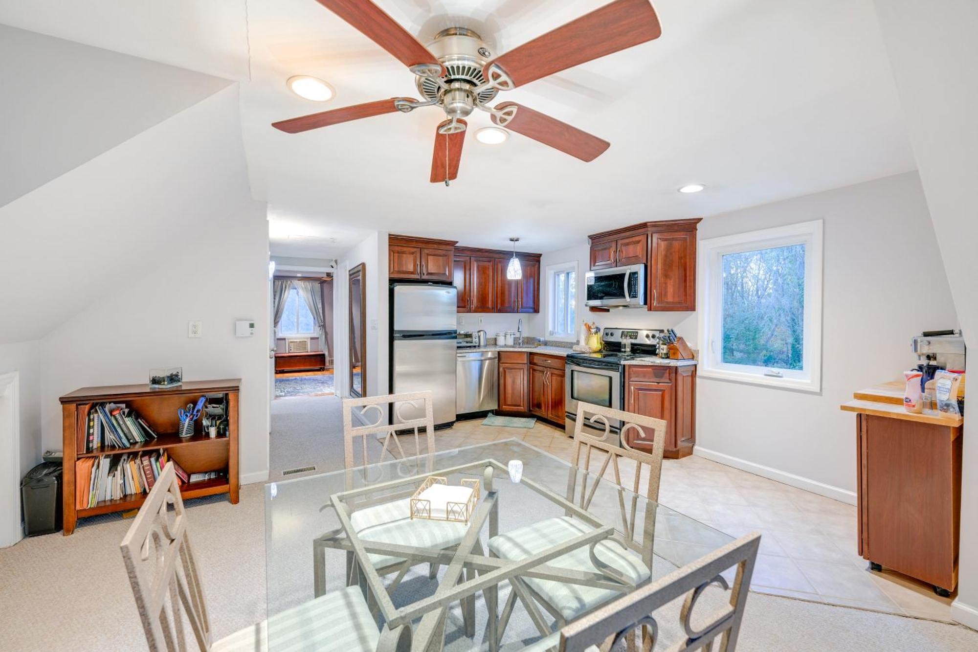 Cozy Dix Hills Apt With Deck About 7 Mi To Beach! Exterior foto